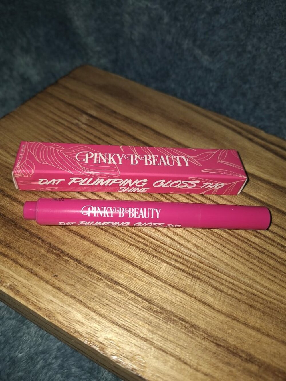 NIP! Pinky B Beauty Dat Plumping Gloss Tho in SHINE